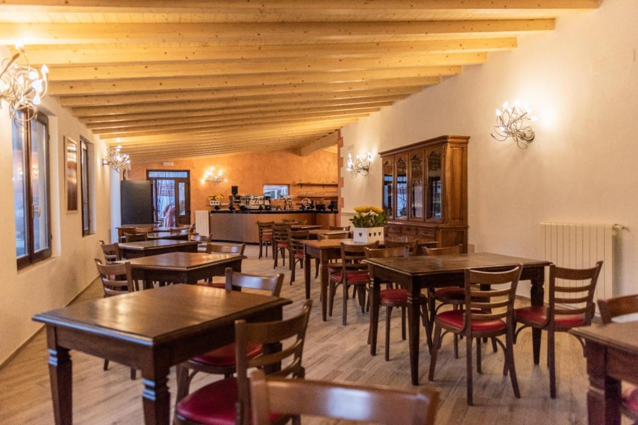 Agriturismo La Fornace Centro Ippico Como Luaran gambar