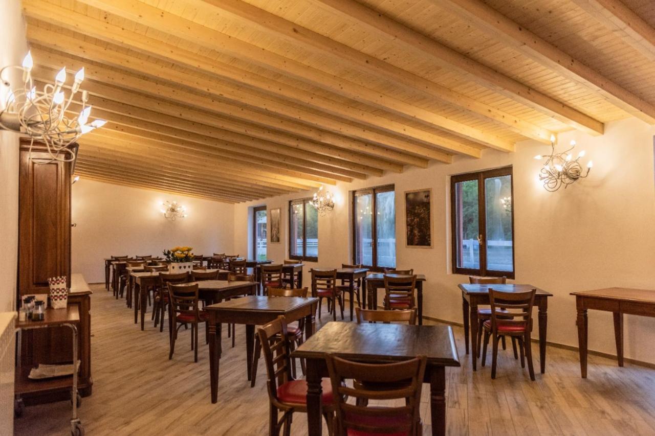 Agriturismo La Fornace Centro Ippico Como Luaran gambar