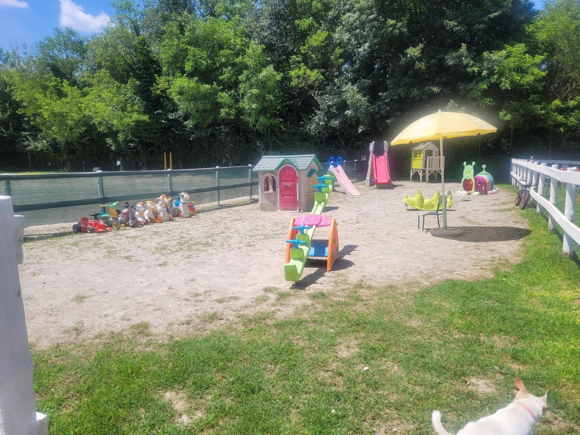 Agriturismo La Fornace Centro Ippico Como Luaran gambar
